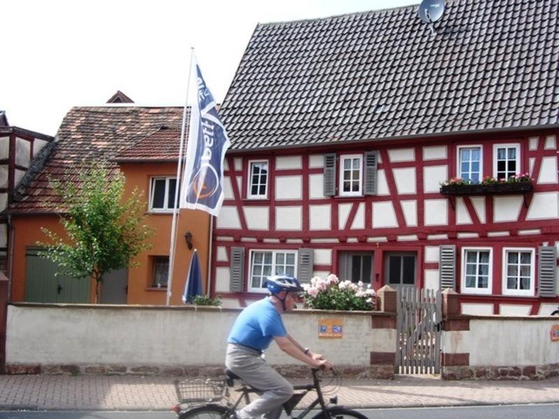 Apartmán Haus Nostalgie Kleinheubach Pokoj fotografie